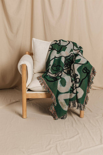 LA CARA GREEN THROW