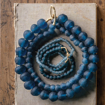 Recycled Glass Beads: Blue / Medium