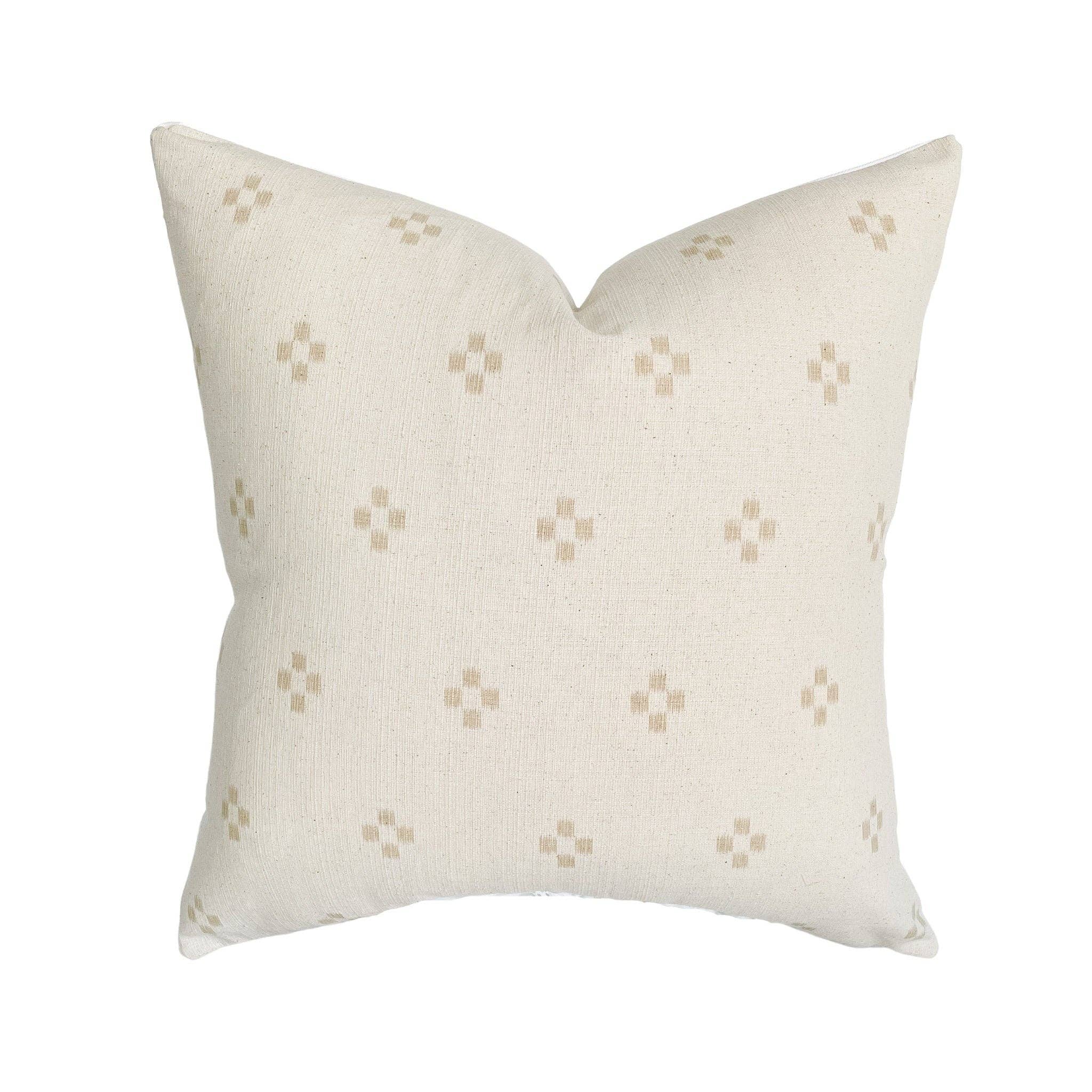 Jax | Spanish Tan Pillow Cover: 22x22