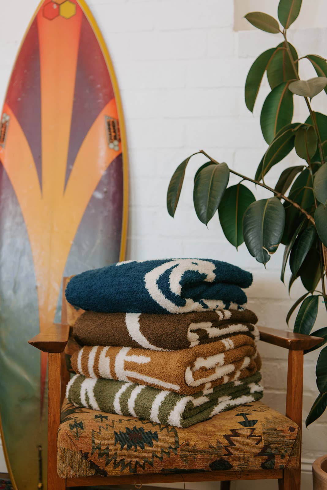 Stripe Plush Throw - Mocha & Cream