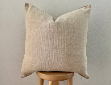 Skylark Pillow with Insert 22"x22"
